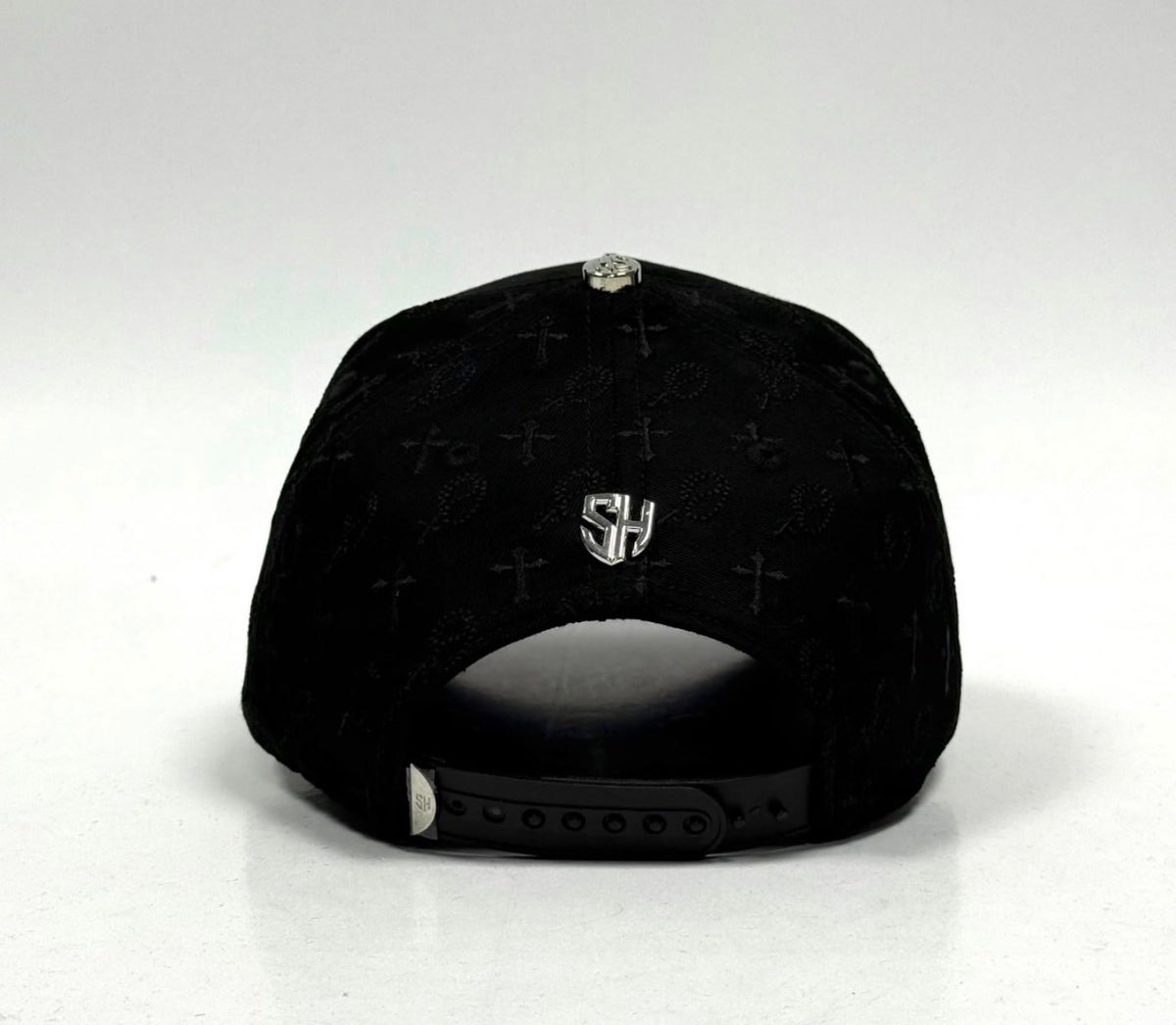 Cross Thunder Hat