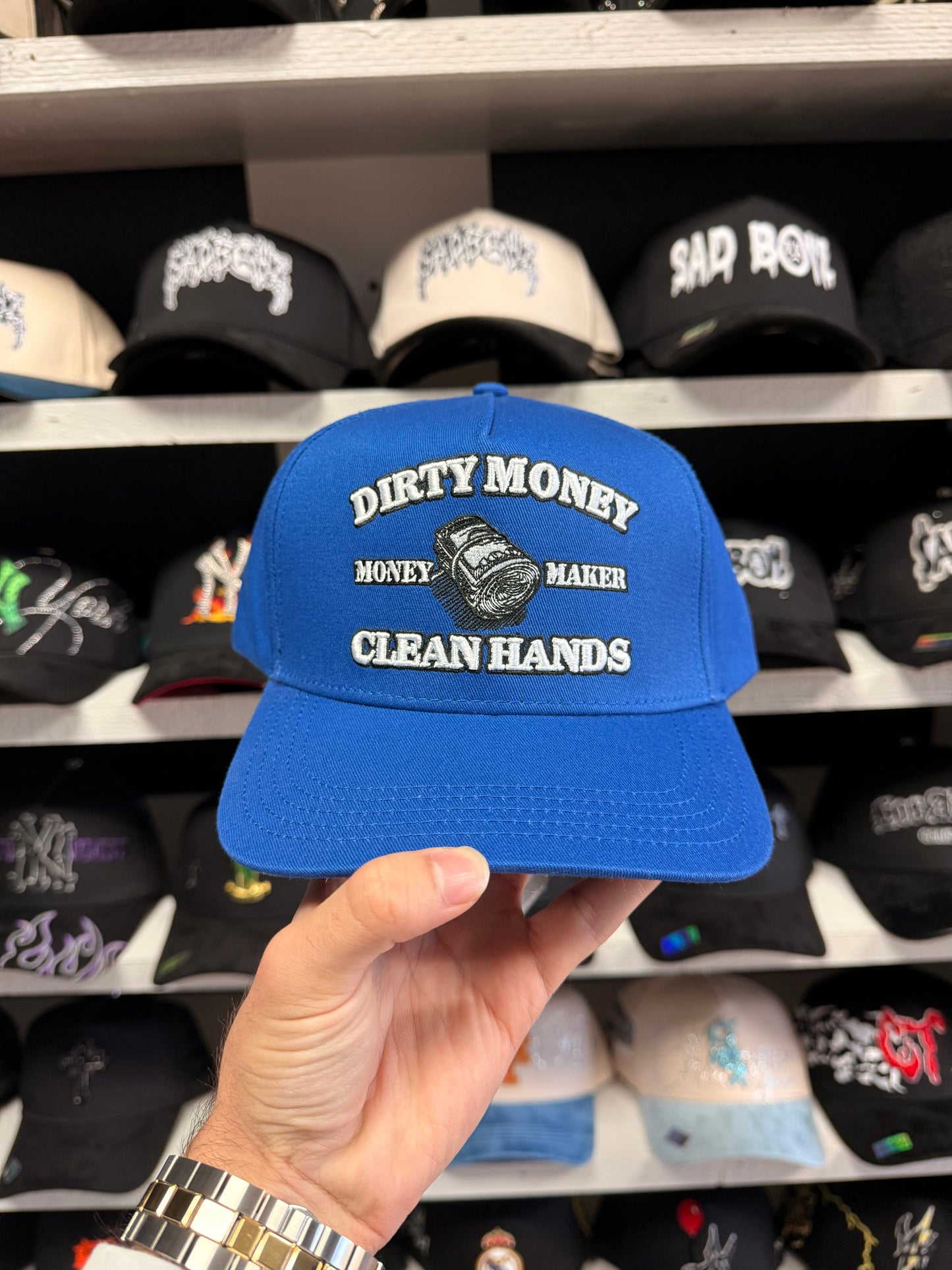 Estilo Dirty Money Clean Hands